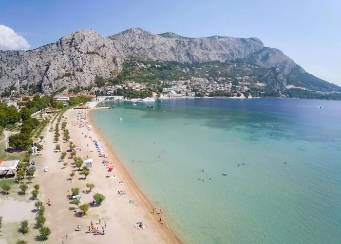 Beachfront Plaza Appartement