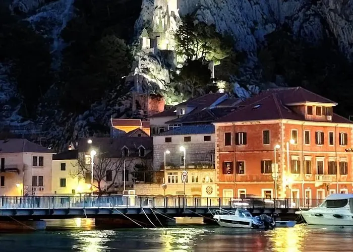 아파트 Beachfront Plaza